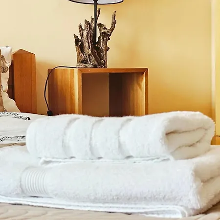 Forest Nest Cozy White Balcony On The Hill Appartement Bansko