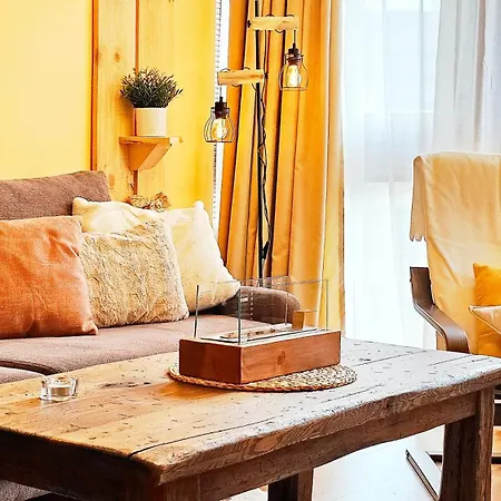 Forest Nest Cozy White Balcony On The Hill Lejlighed