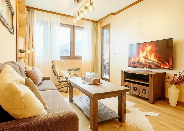 Forest Nest Cozy White Balcony On The Hill