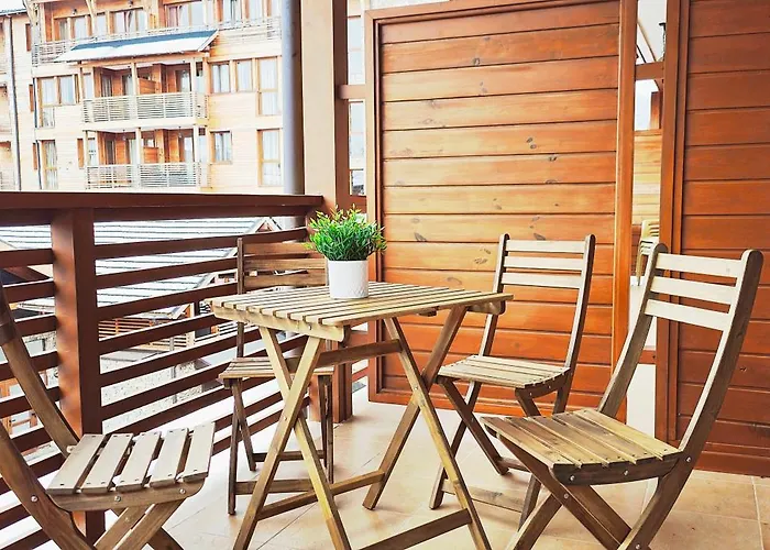 Apartamento Forest Nest Cozy White Balcony On The Hill *